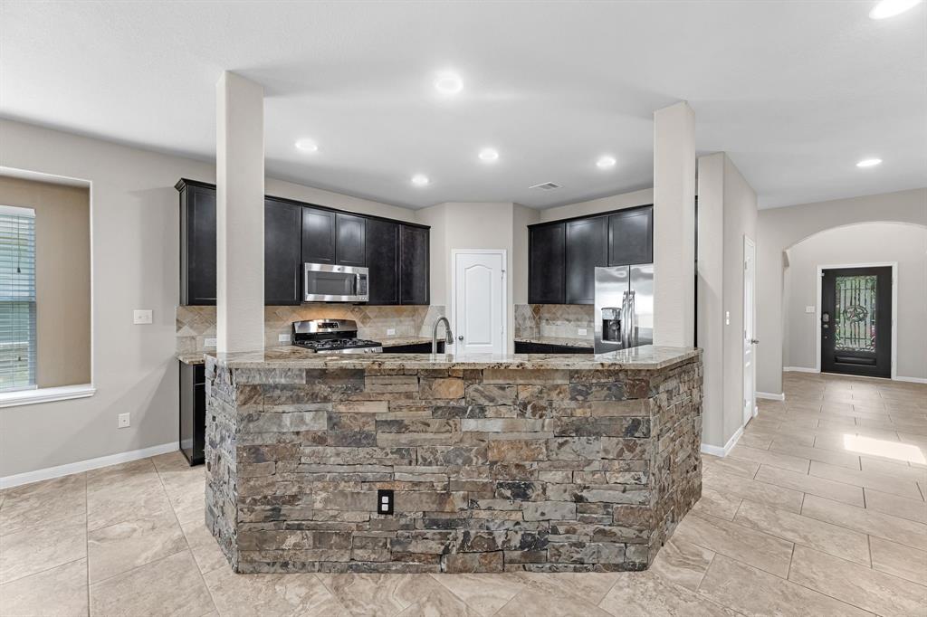 9974 Stone Creek Lane, Brookshire, Texas image 13