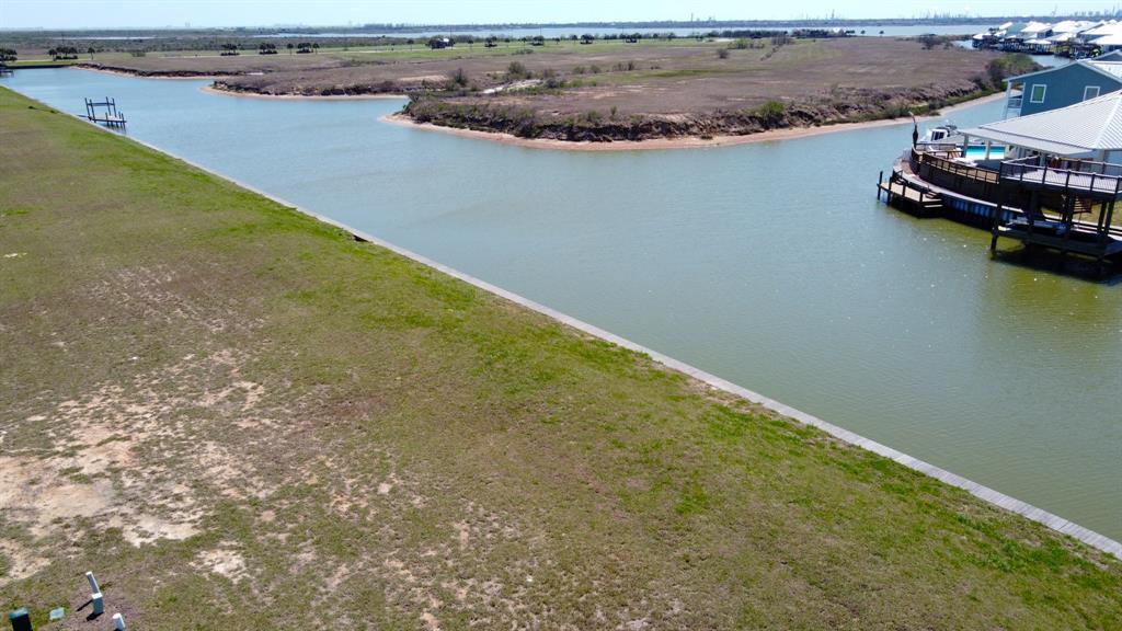 1309 Highborne Cay Court, Texas City, Texas image 11