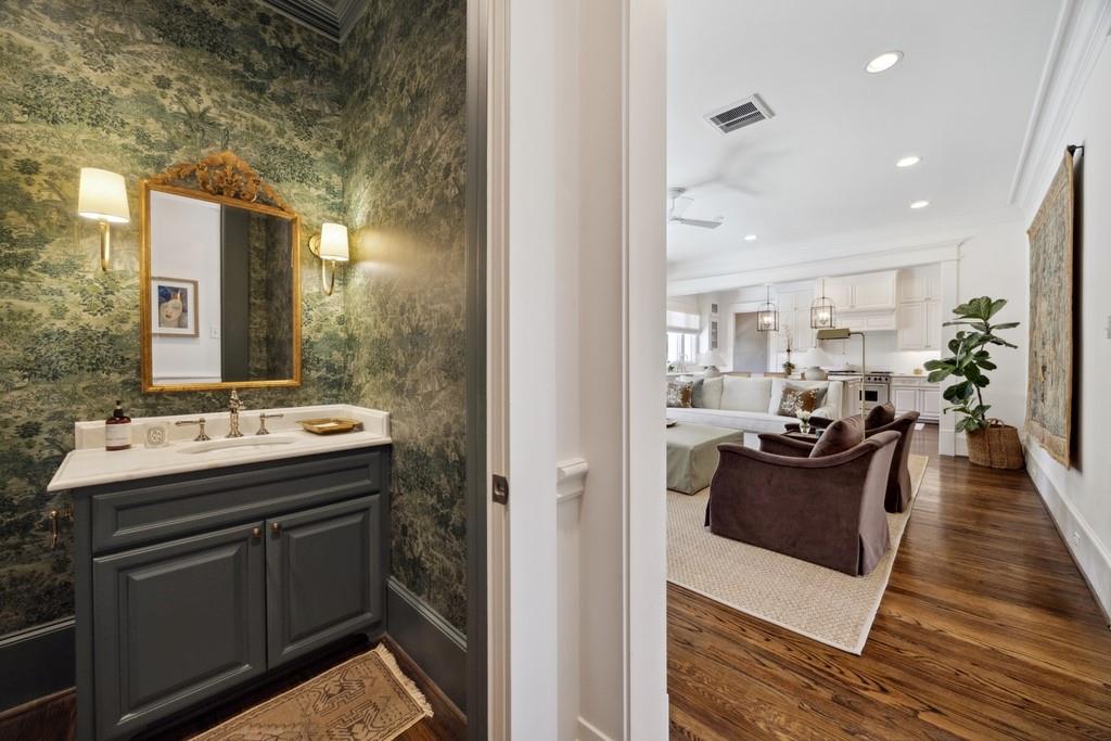 806 Oxford Street, Houston, Texas image 13