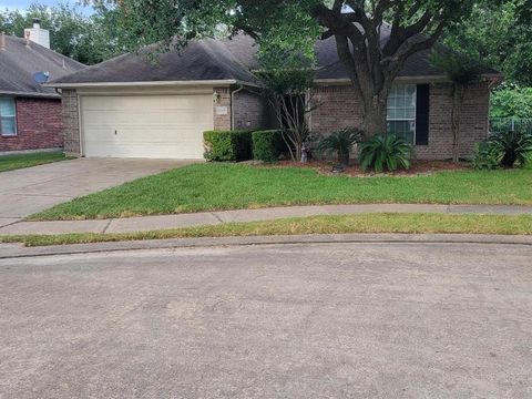 Single Family Residence in Houston TX 8806 Gas Light Village Drive.jpg