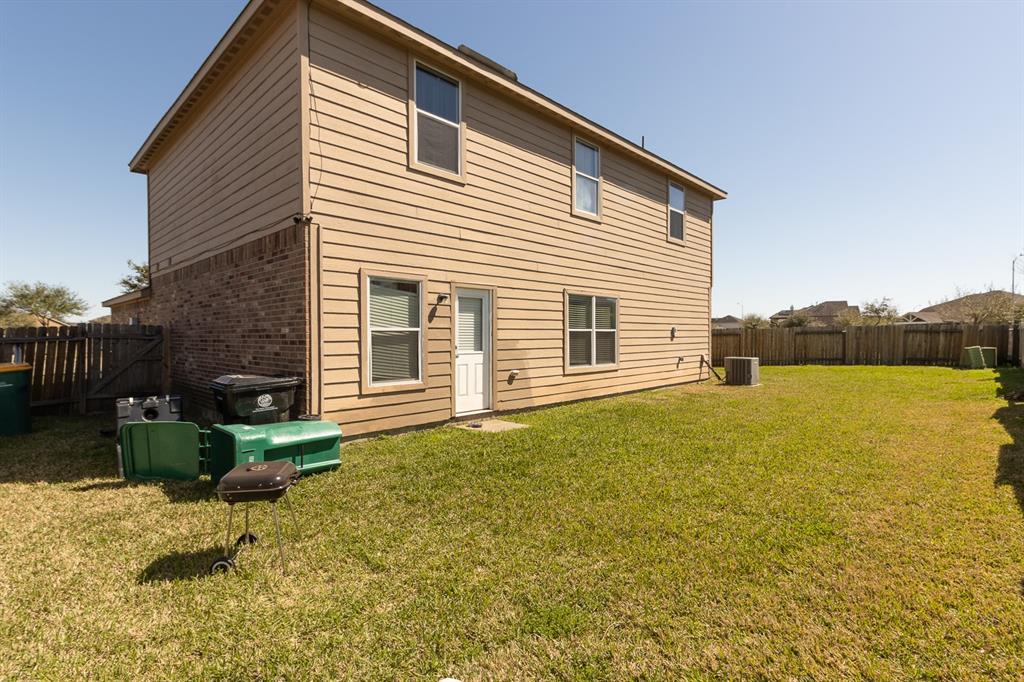 9422 White Diamond Lane, Rosharon, Texas image 34