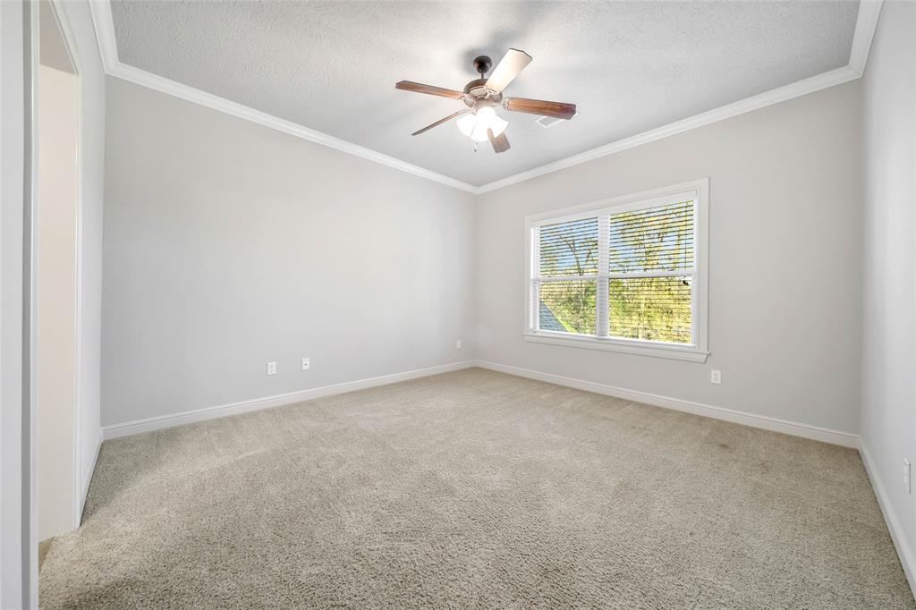 14 Player Pines Court, The Woodlands, Texas image 40