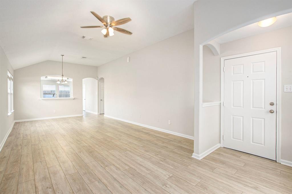 19238 Augusta Mist Lane, Katy, Texas image 8