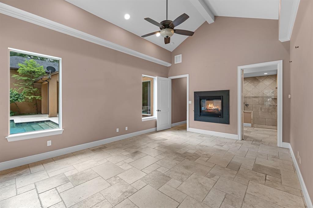 2263 Stableridge Drive, Conroe, Texas image 28