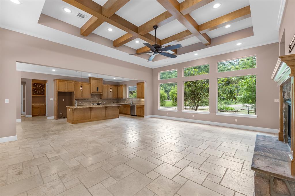 2263 Stableridge Drive, Conroe, Texas image 10