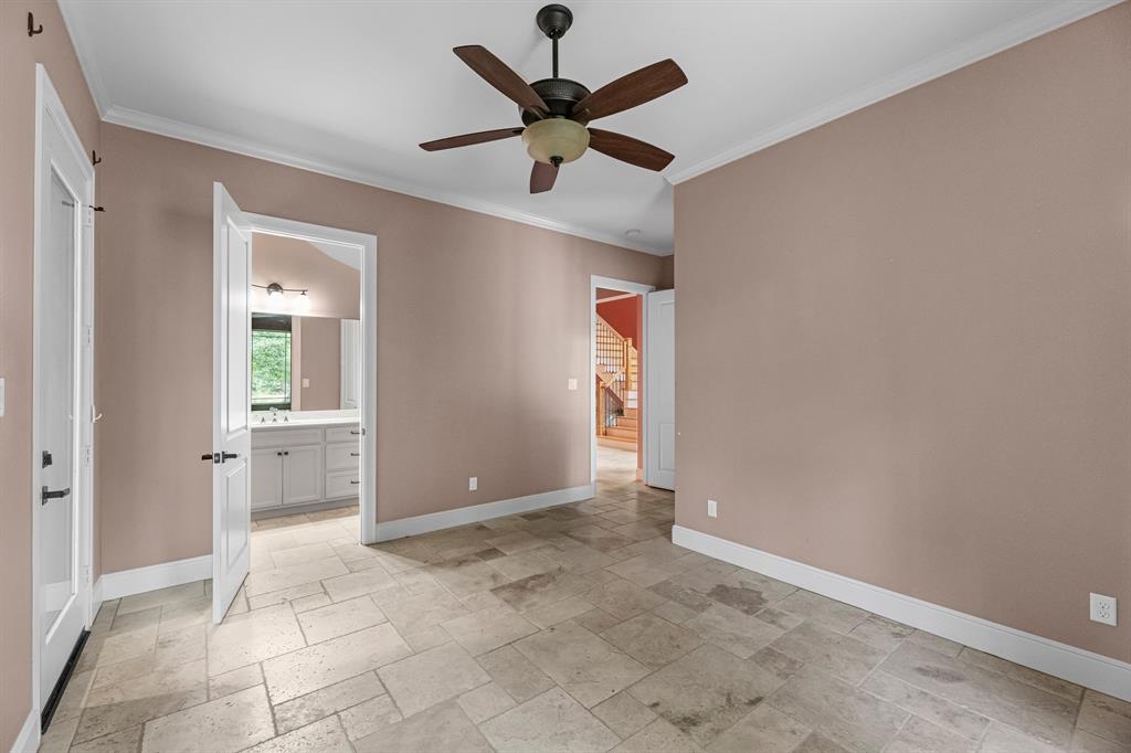 2263 Stableridge Drive, Conroe, Texas image 31