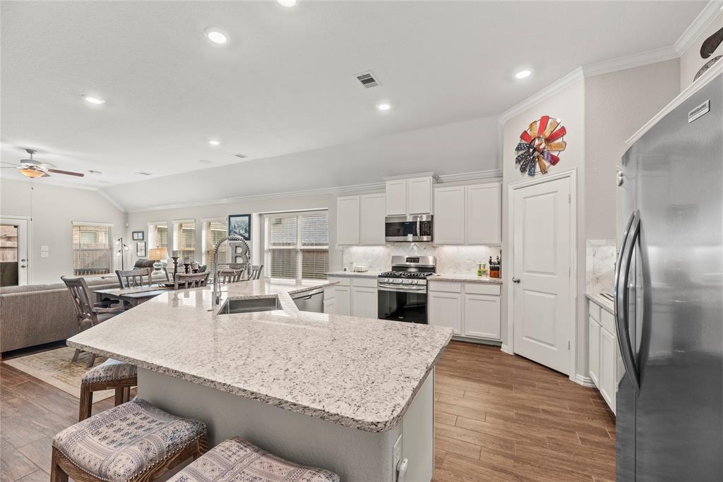 20122 Matador Ridge Drive, Cypress, Texas image 10