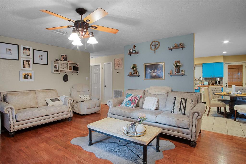 23314 Newgate Drive, Spring, Texas image 9