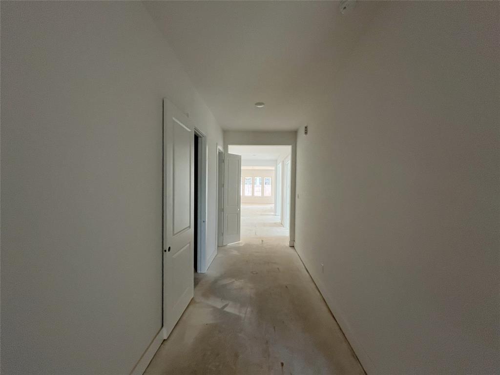 30043 Gold Finch Place, Fulshear, Texas image 3