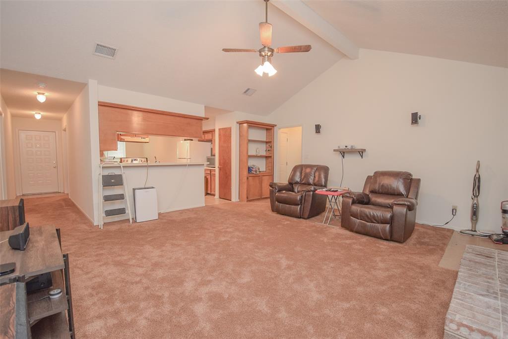 3 Lazybrook Street, Angleton, Texas image 9