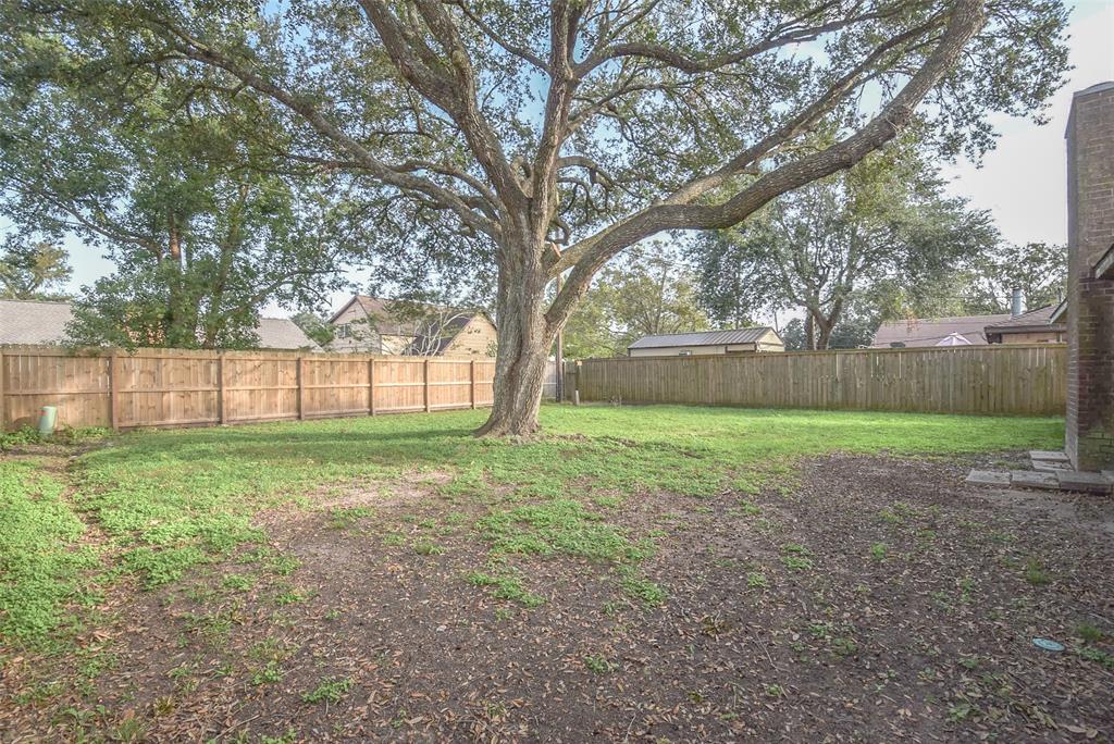 3 Lazybrook Street, Angleton, Texas image 18