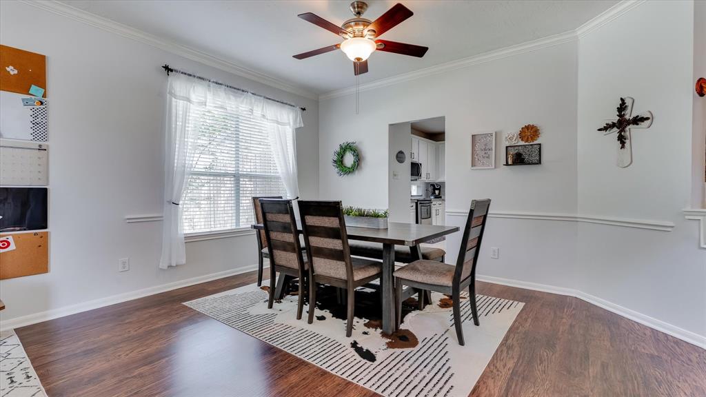 20703 Emerald Spruce Ct Ct, Kingwood, Texas image 9