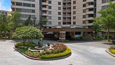Photo of 3525 Sage Road #1104, Houston, TX 77056 (MLS # 46770487)