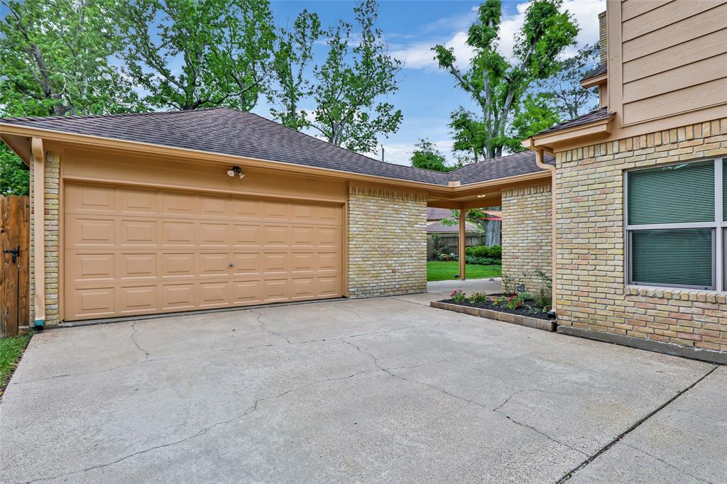 20031 Pine Wind Drive, Humble, Texas image 14