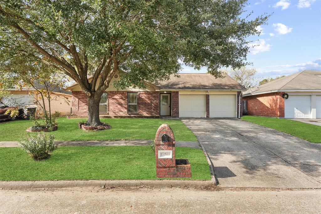 19819 Woodhall Court, Humble, Texas image 2