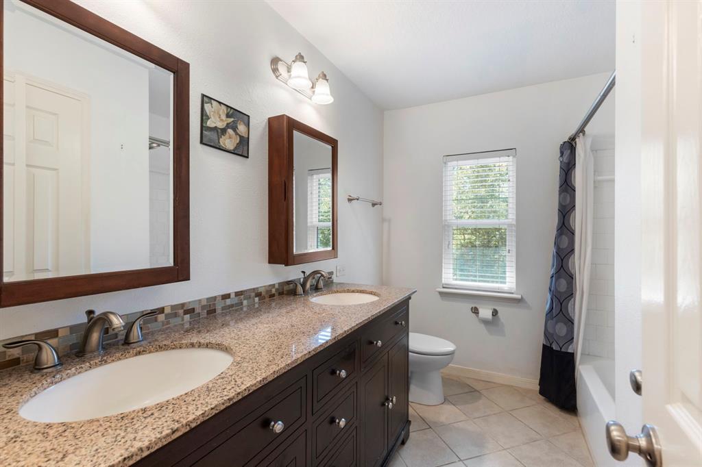 4 Diamond Oak Court, The Woodlands, Texas image 13