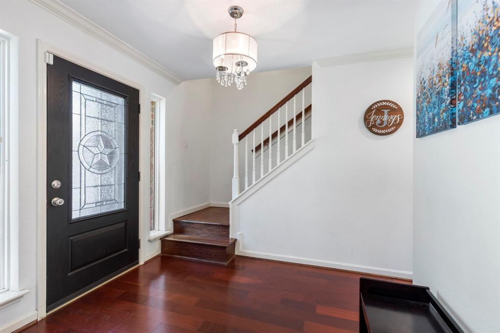 4 Diamond Oak Court, The Woodlands, Texas image 2