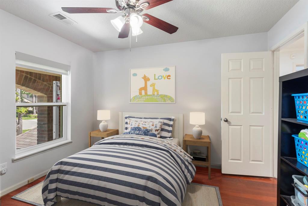 4 Diamond Oak Court, The Woodlands, Texas image 12