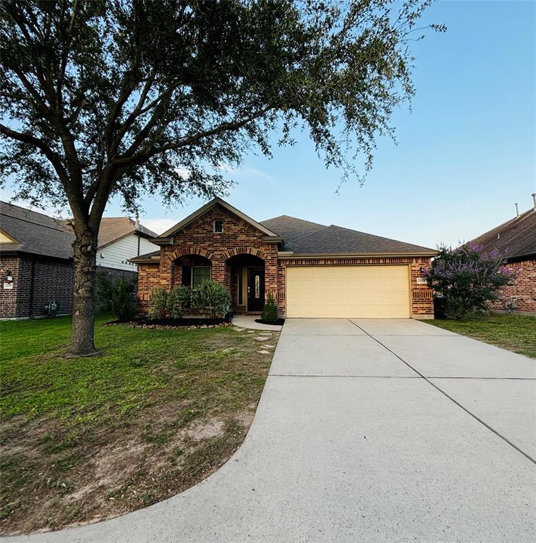 20214 Blue Lake View Lane, Humble, Texas image 1