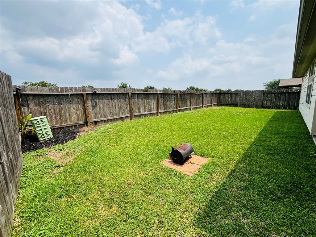 20214 Blue Lake View Lane, Humble, Texas image 12
