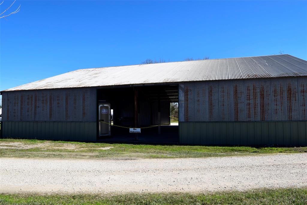 00 Nichols Avenue, Bay City, Texas image 6