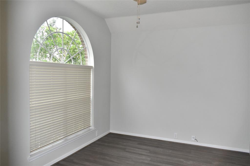 11111 Sprucedale Court
