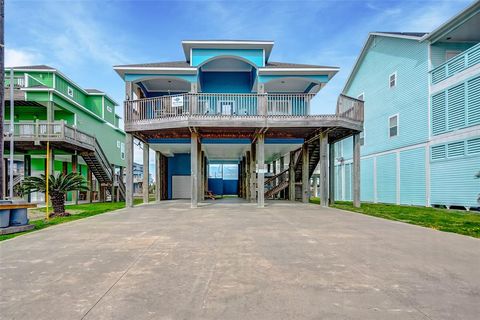 A home in Crystal Beach