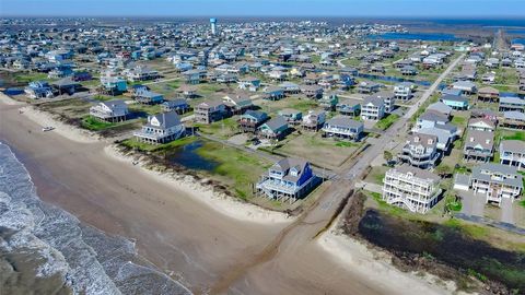 A home in Crystal Beach