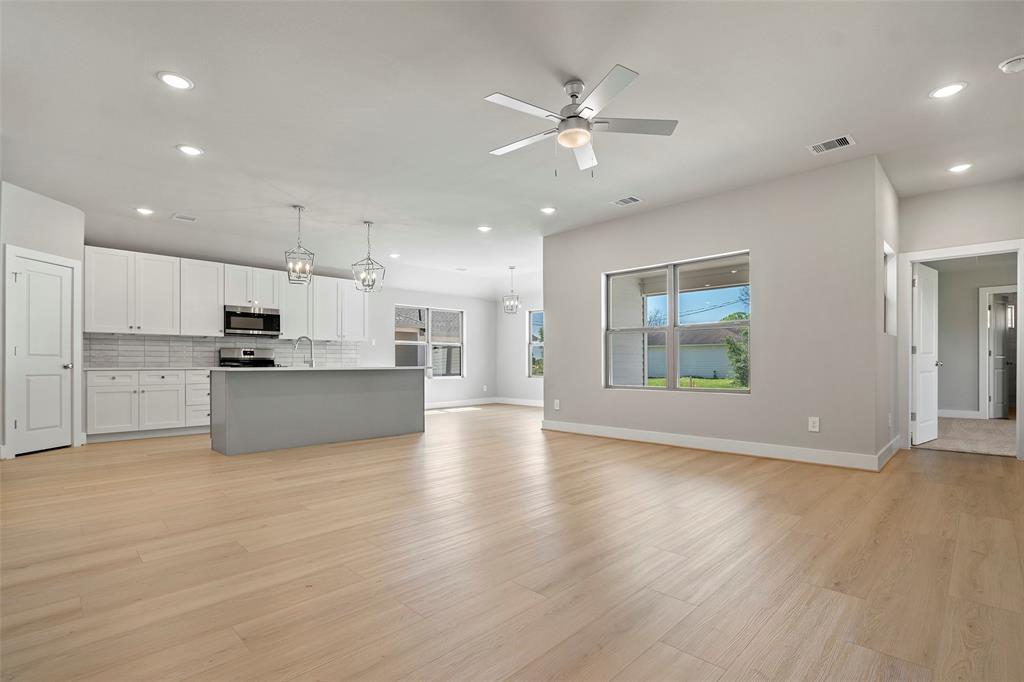 2835 14th St, Hempstead, Texas image 4