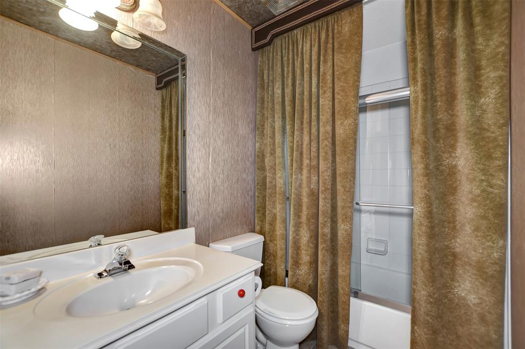 19023 Candle River Lane, Spring, Texas image 34