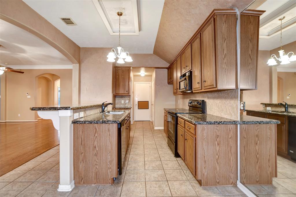 19023 Candle River Lane, Spring, Texas image 22