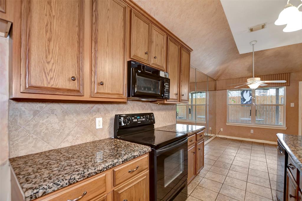 19023 Candle River Lane, Spring, Texas image 24