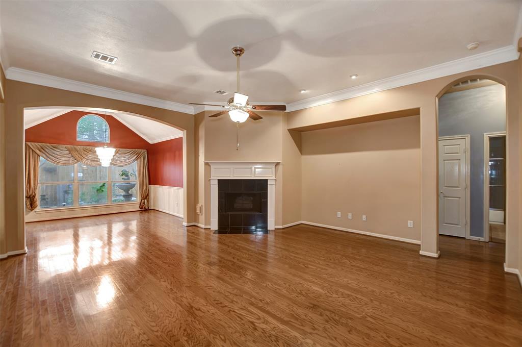 19023 Candle River Lane, Spring, Texas image 12