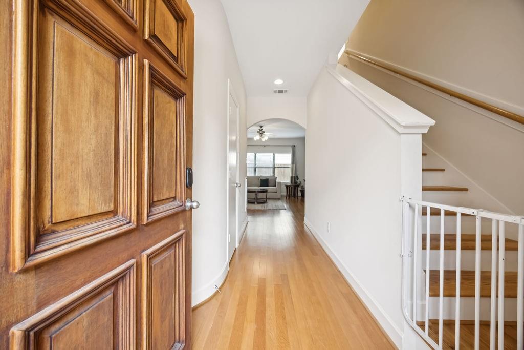 646 Westcross Street 5