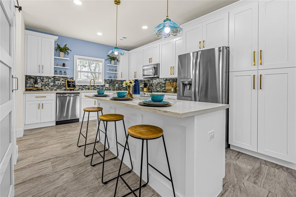2813 Ball Street Street, Galveston, Texas image 8