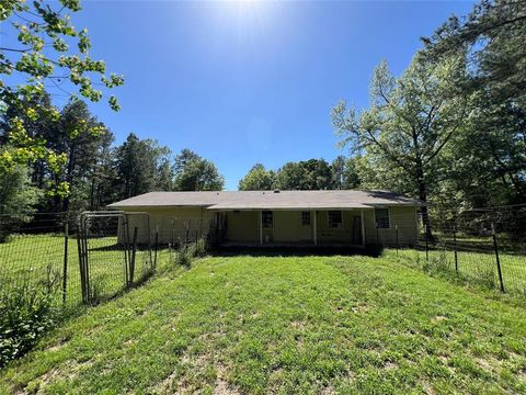 Single Family Residence in Point Blank TX 100 Oak Tree Drive 23.jpg