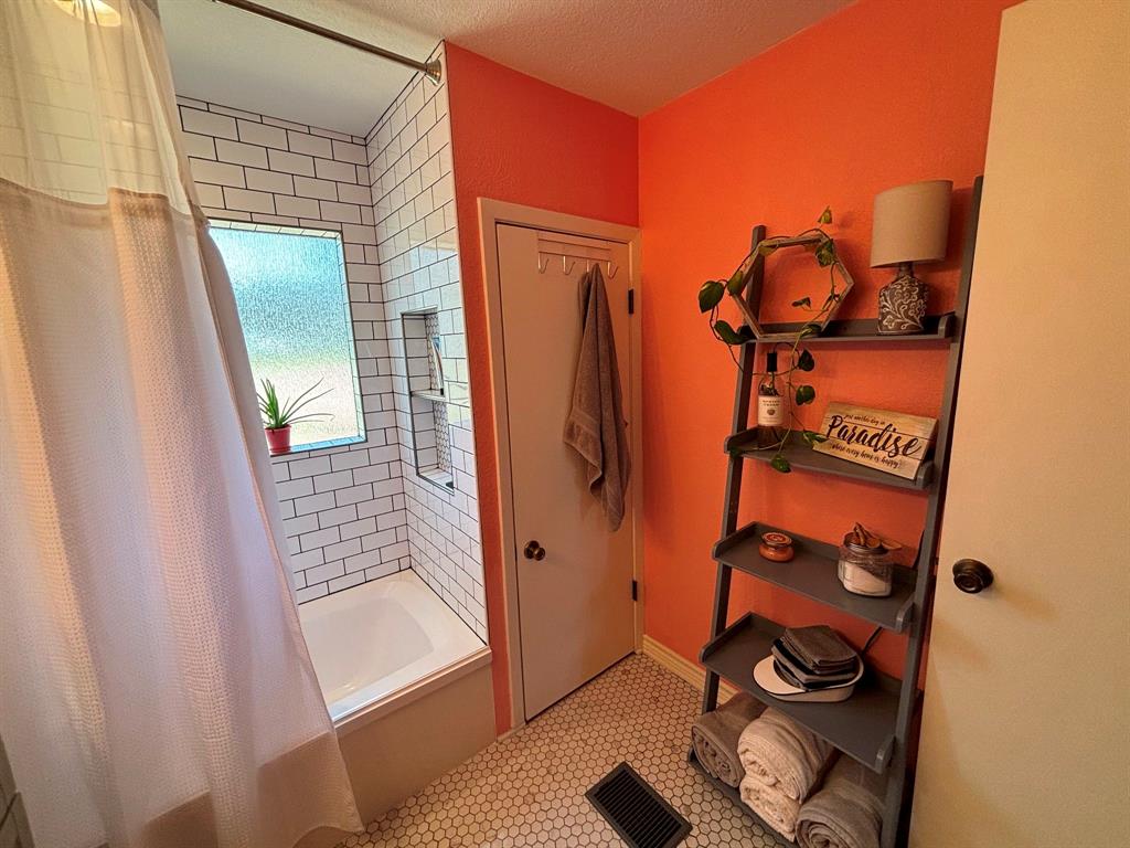 3096 Renee Drive, Chandler, Texas image 14