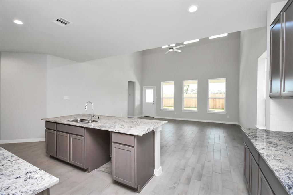 18214 Yaupon Bough Lane Ln, Tomball, Texas image 13