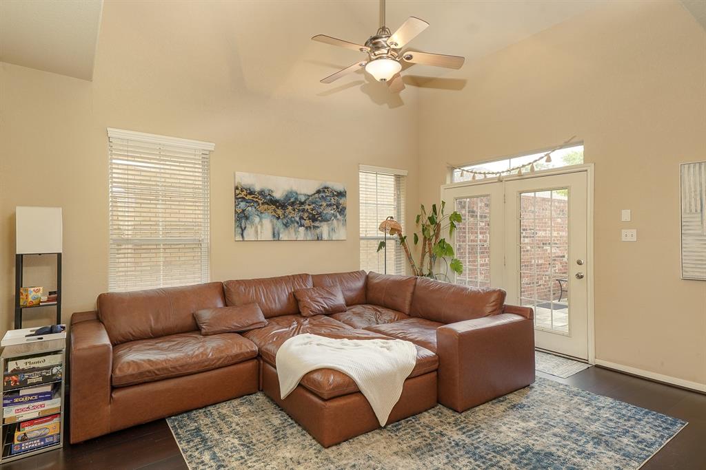 409 S Magnolia Street, Alvin, Texas image 12