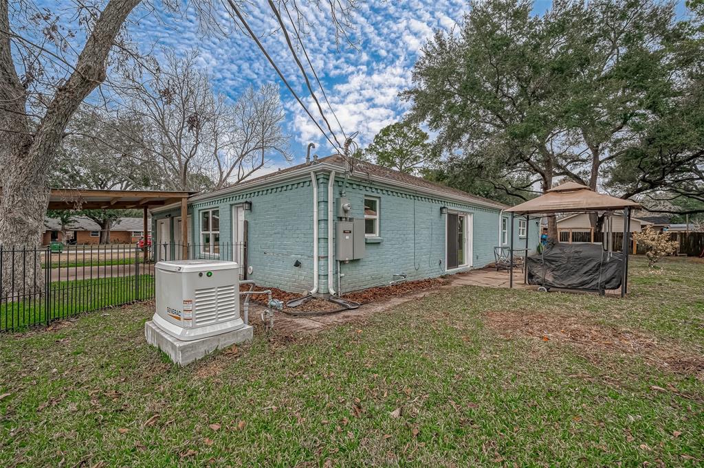 3408 Westminister Street, Pearland, Texas image 27