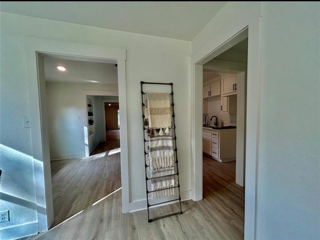 319 Wisteria Street, Lake Jackson, Texas image 16