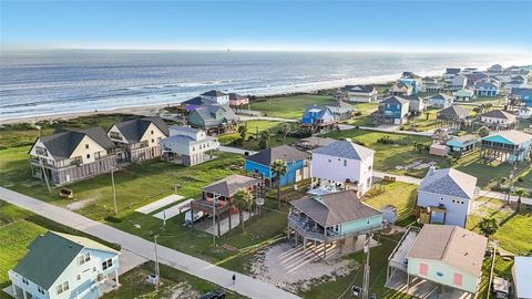 A home in Crystal Beach