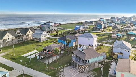 A home in Crystal Beach