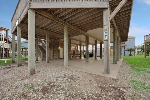 A home in Crystal Beach