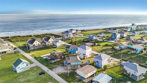 A home in Crystal Beach