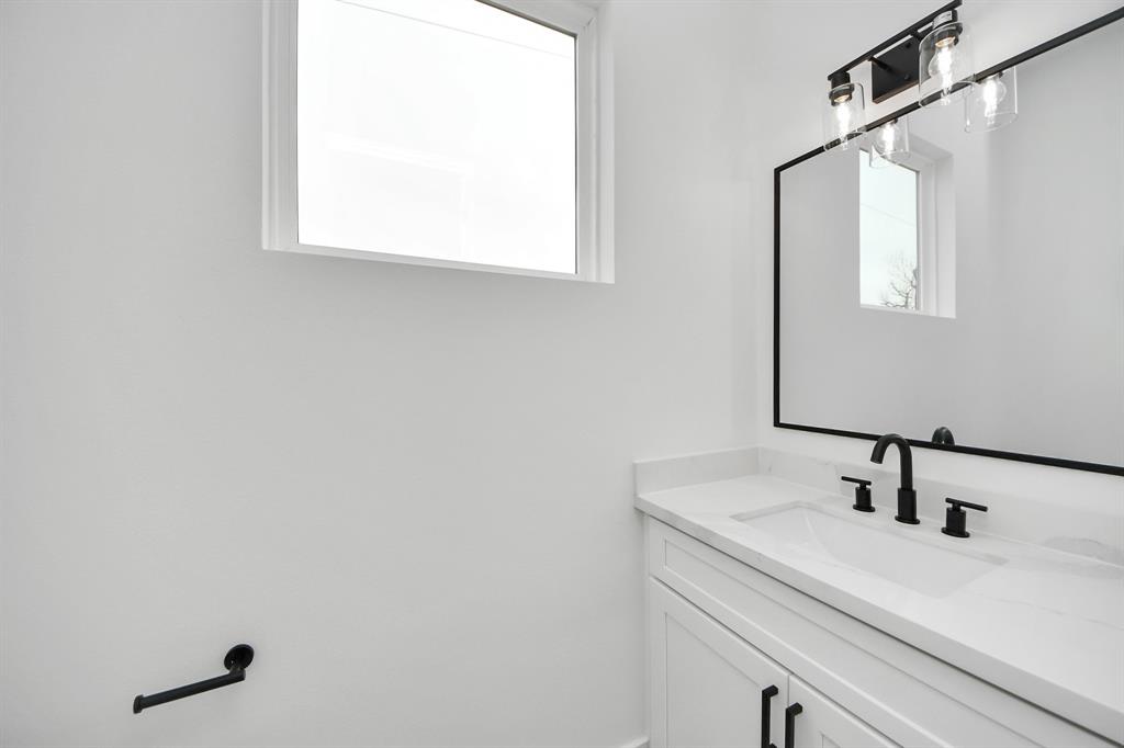 1216 English Street, Houston, Texas image 25