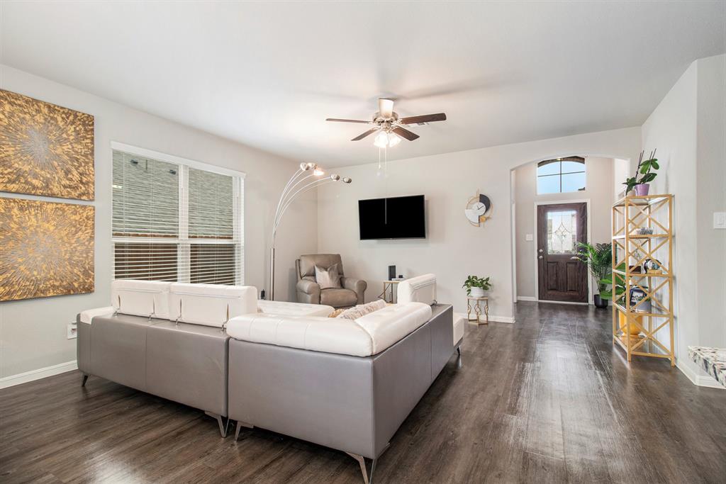 918 Golden Willow Lane, Conroe, Texas image 11