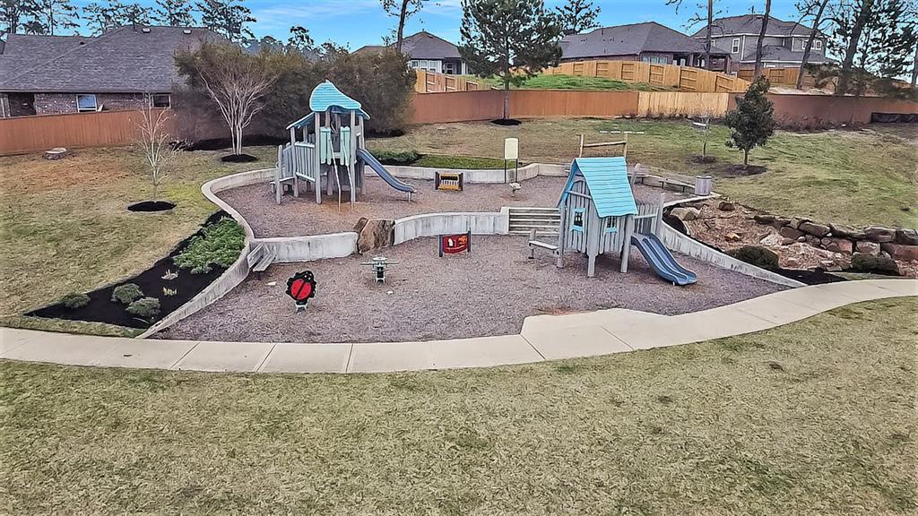 918 Golden Willow Lane, Conroe, Texas image 29