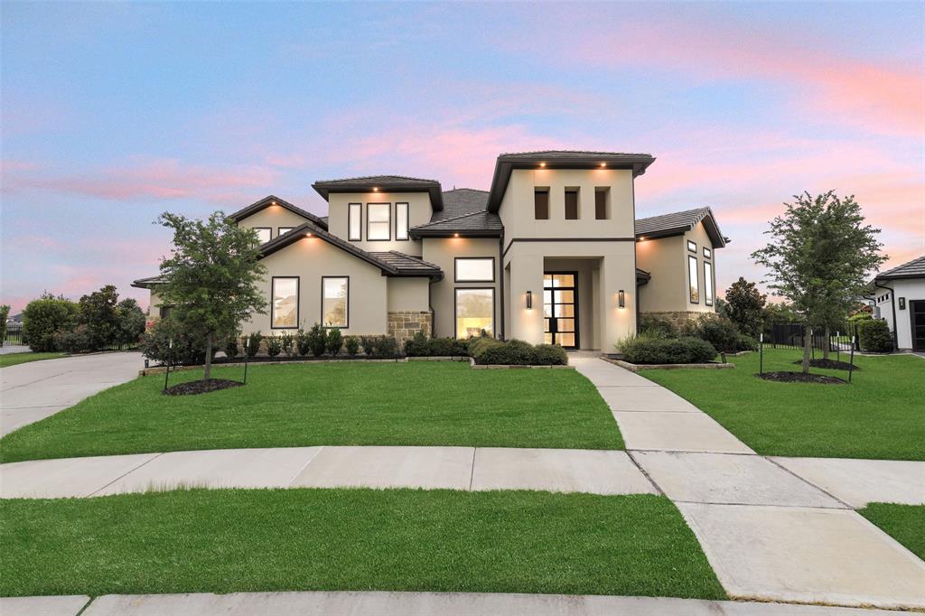 19303 Tree Canopy Court
