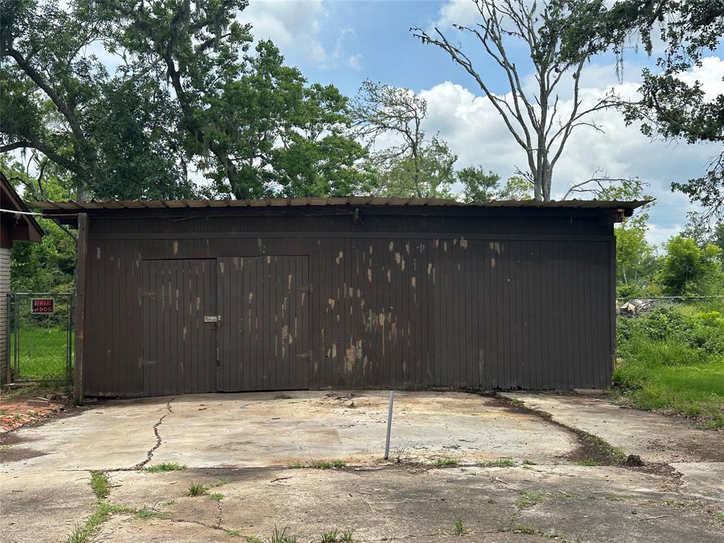 112 Raven Street, Clute, Texas image 20